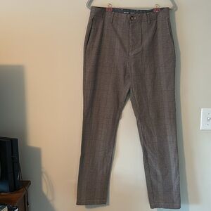 Men’s Old Navy neutral ultimate slim plaid pants